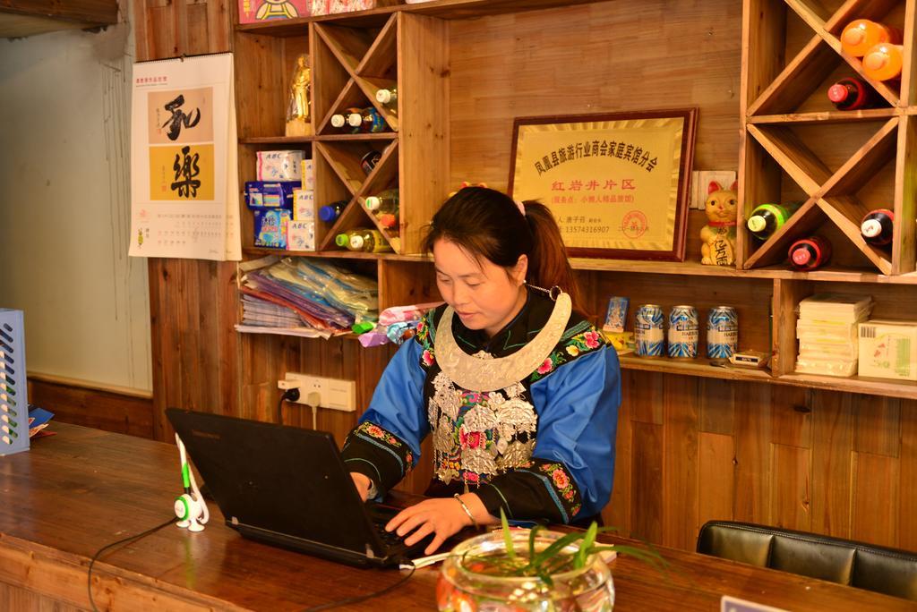 Xiao Lan Ren Exquisite Hostel Fenghuang Exterior foto